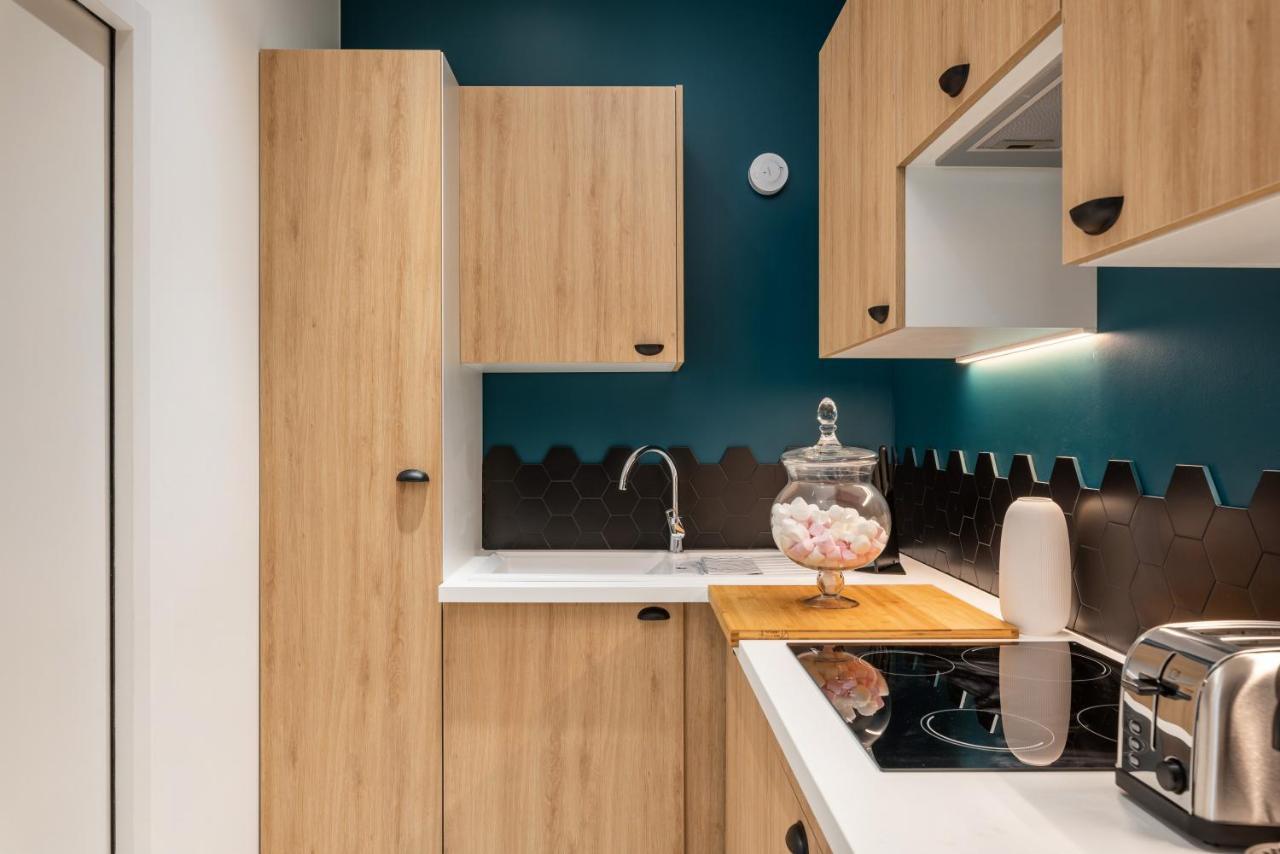 Le Cocon On Dine Apartment Лион Екстериор снимка