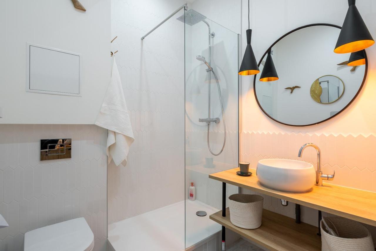 Le Cocon On Dine Apartment Лион Екстериор снимка