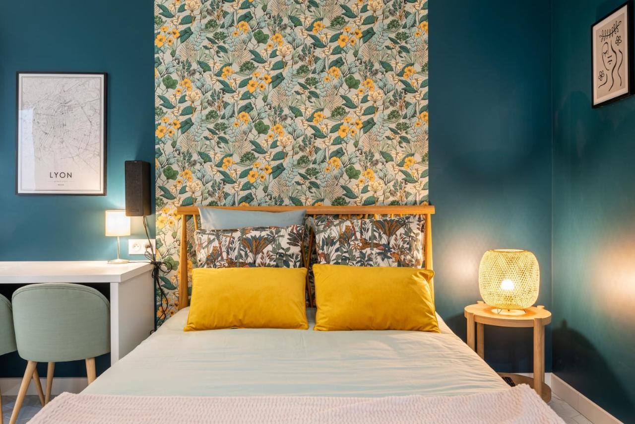 Le Cocon On Dine Apartment Лион Екстериор снимка