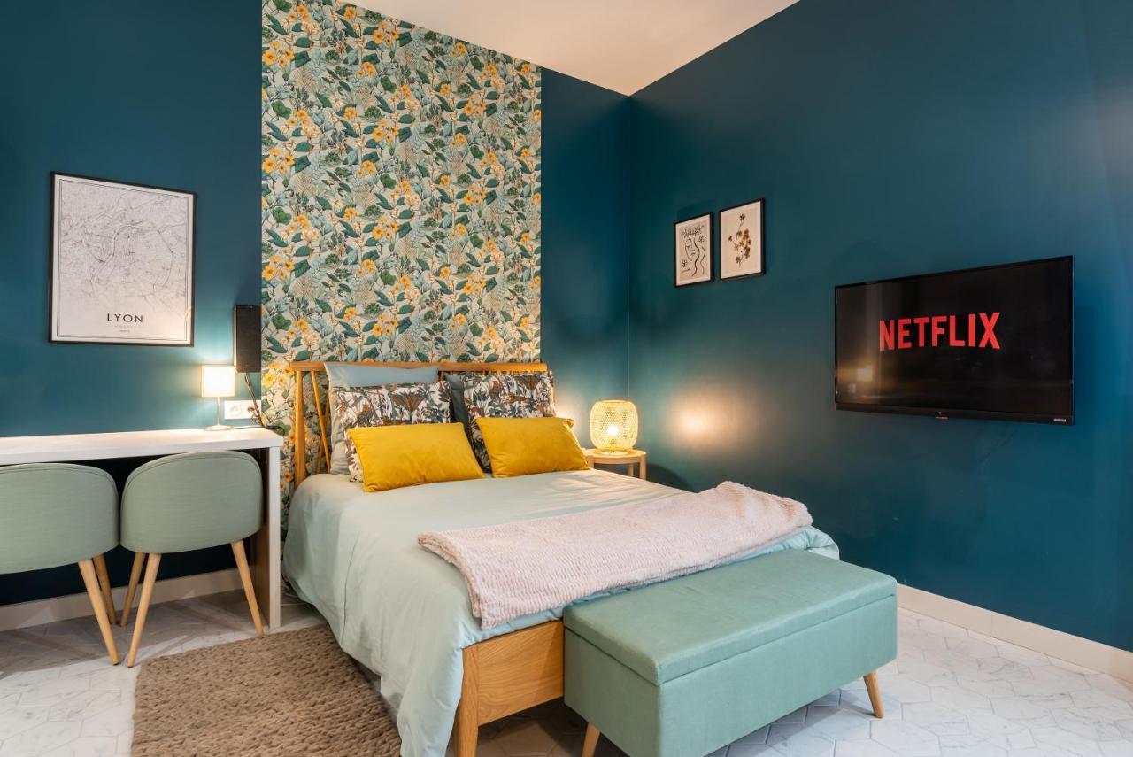 Le Cocon On Dine Apartment Лион Екстериор снимка